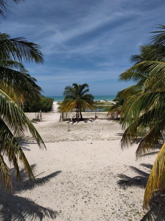 Villas Del Mar เซเลสตุน ภายนอก รูปภาพ