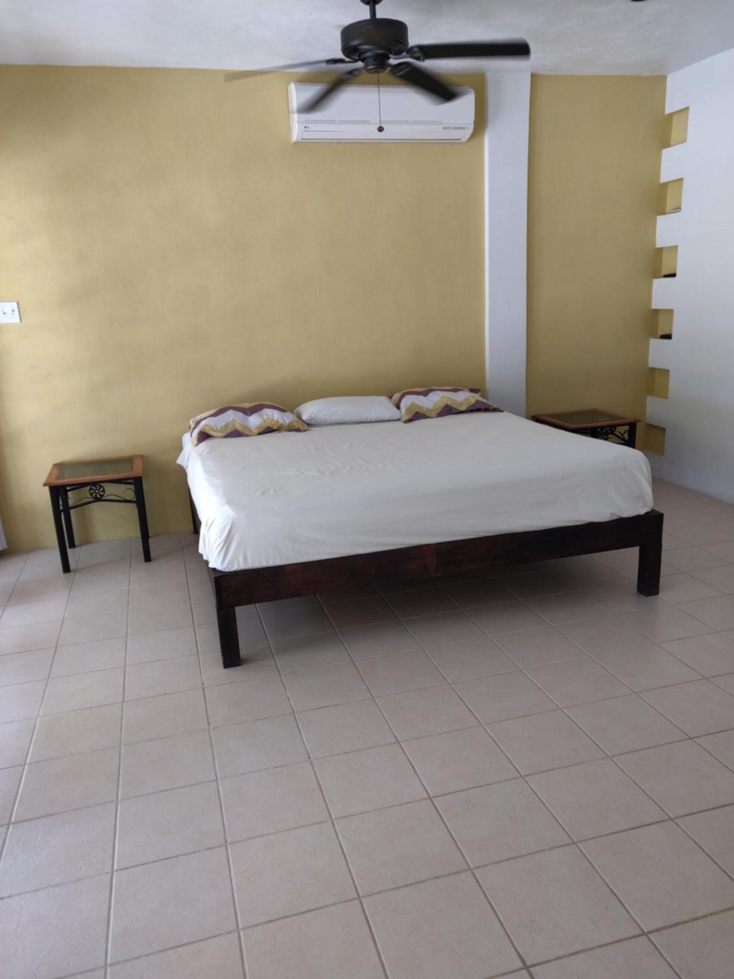 Villas Del Mar เซเลสตุน ภายนอก รูปภาพ
