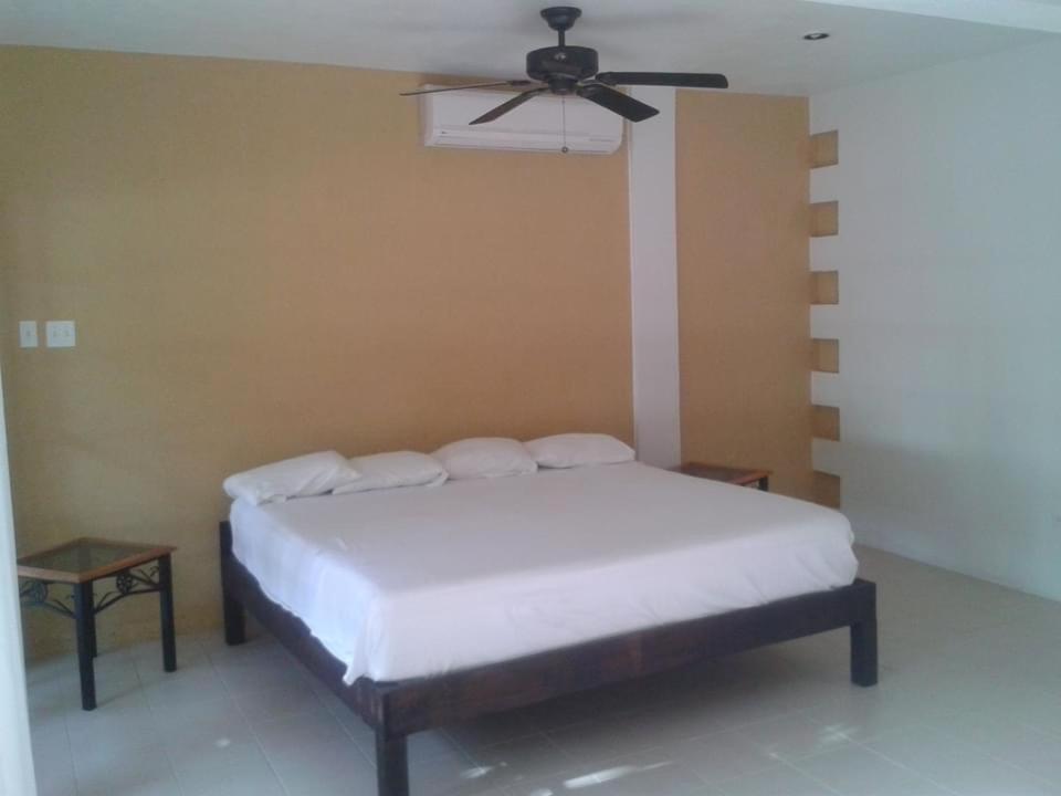 Villas Del Mar เซเลสตุน ภายนอก รูปภาพ