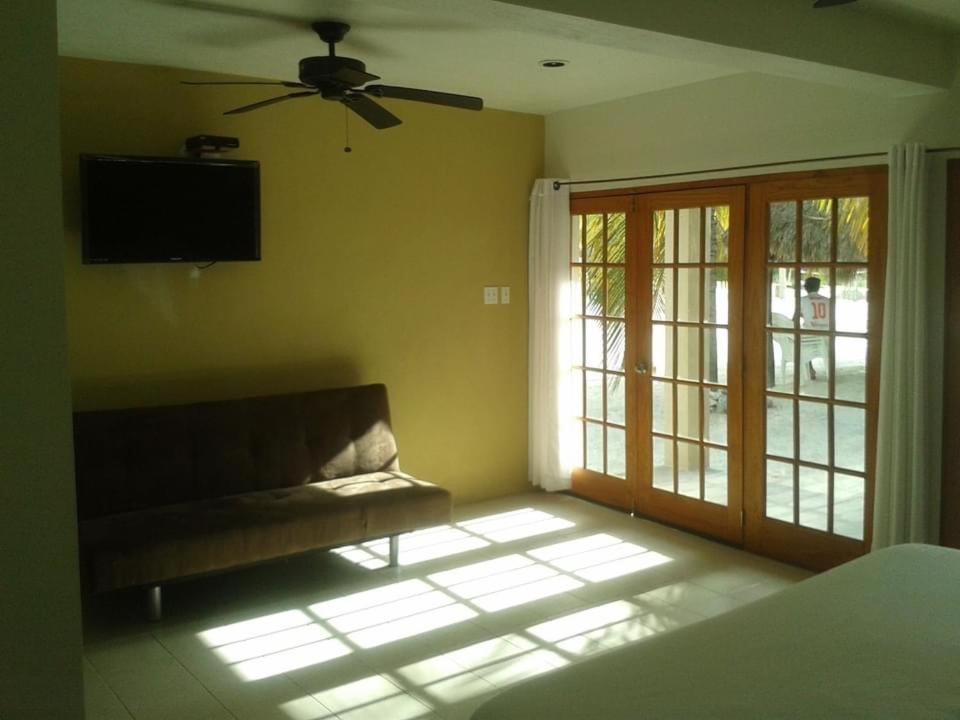 Villas Del Mar เซเลสตุน ภายนอก รูปภาพ